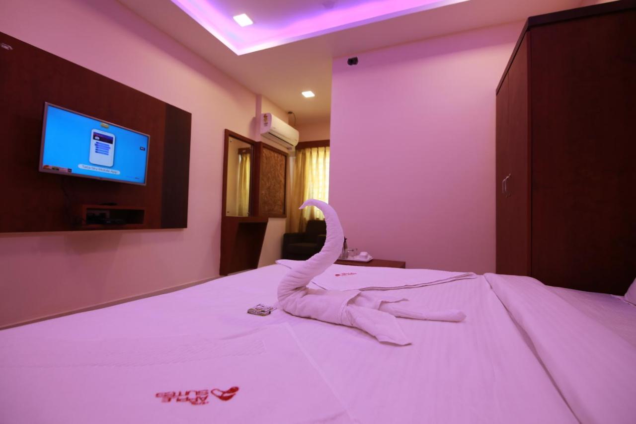 Hotel Apple Suites Bangalore Exterior photo