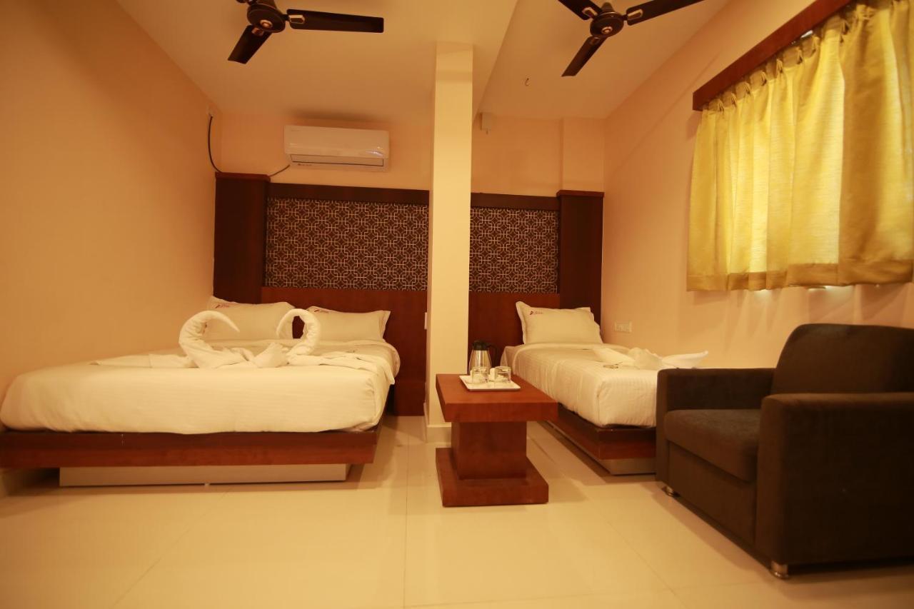 Hotel Apple Suites Bangalore Exterior photo