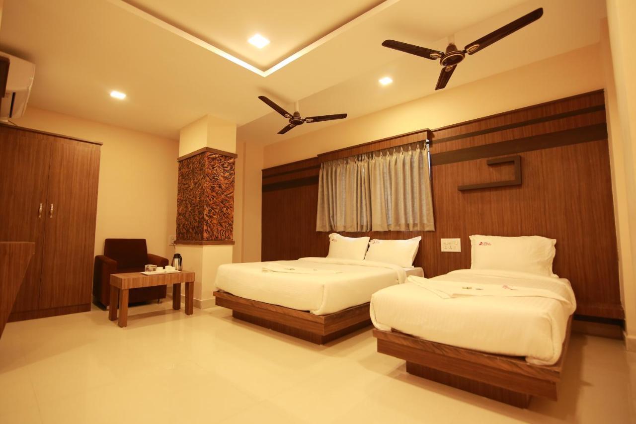 Hotel Apple Suites Bangalore Exterior photo